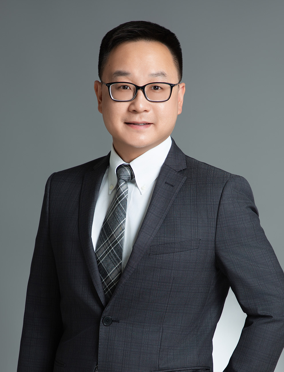 Dr. HO King Lun